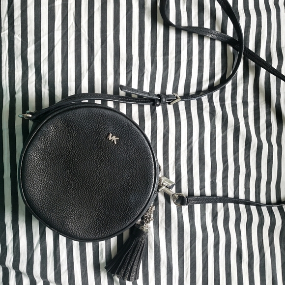 MICHAEL Michael Kors Bags Michael Kors Small Black Crossbody Bag Poshmark